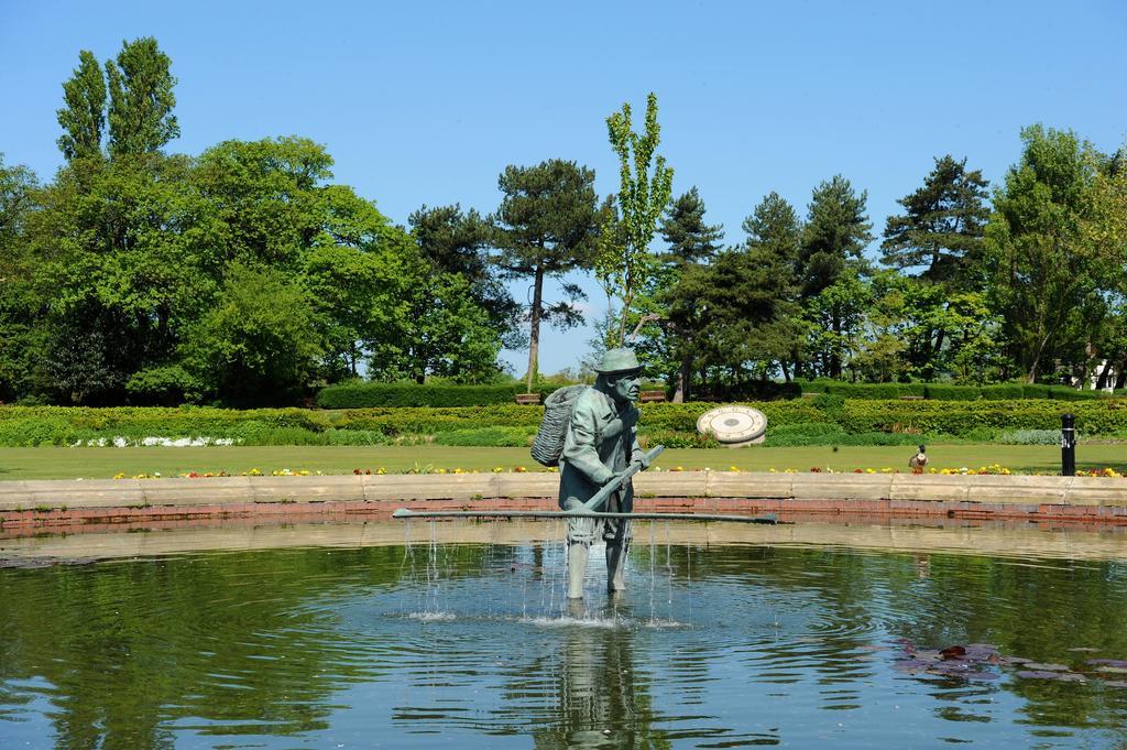 Bedford Hotel Lytham St Annes Bagian luar foto