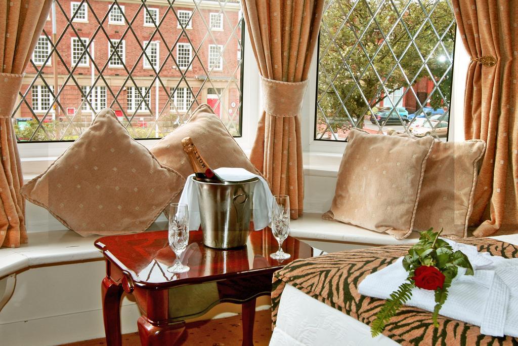 Bedford Hotel Lytham St Annes Bagian luar foto